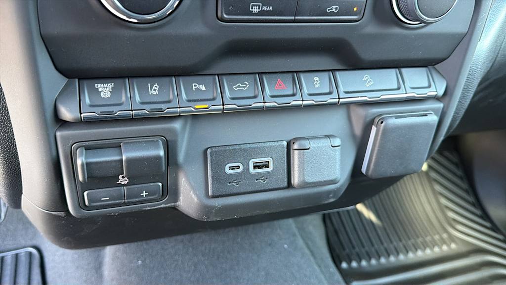 Thumbnail: 2026 Chevrolet Silverado 2500 - 35