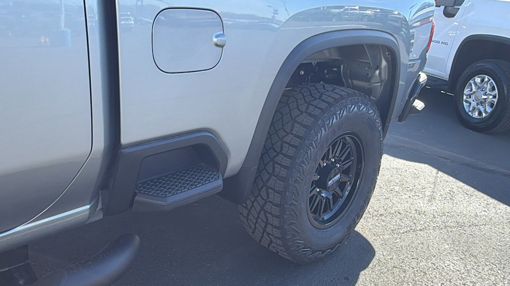 Thumbnail: 2026 Chevrolet Silverado 2500 - 33