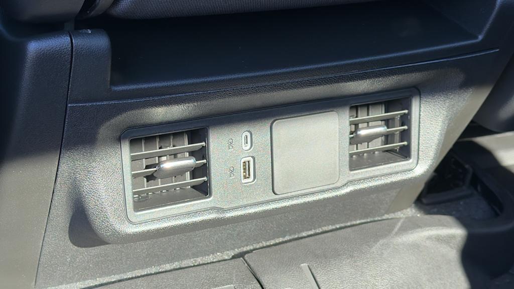 Thumbnail: 2026 Chevrolet Silverado 2500 - 28