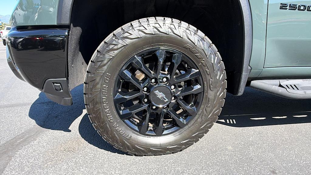 Thumbnail: 2026 Chevrolet Silverado 2500 - 8