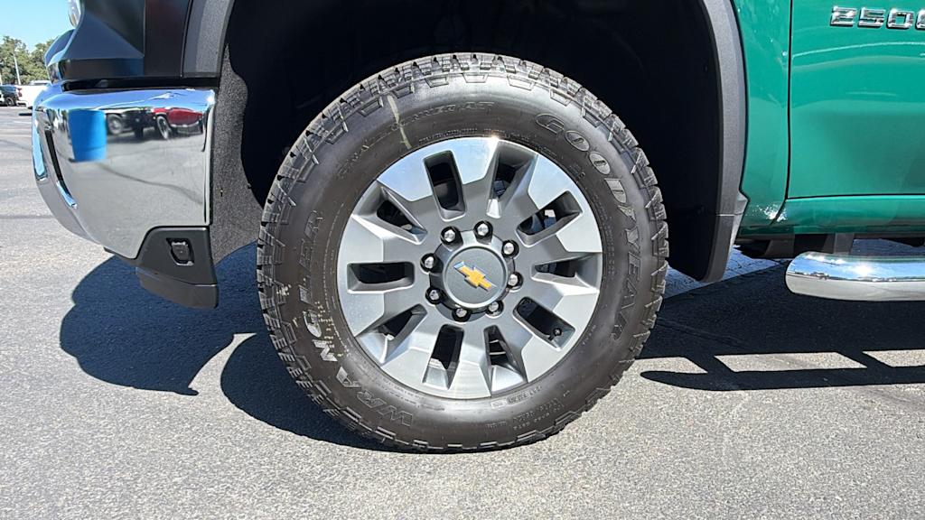Thumbnail: 2026 Chevrolet Silverado 2500 - 8