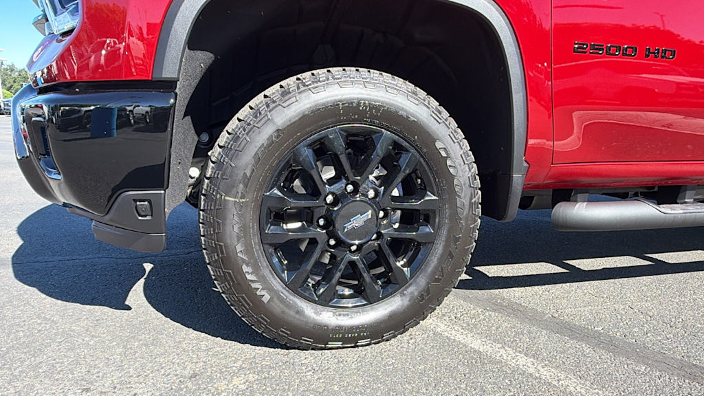 Thumbnail: 2026 Chevrolet Silverado 2500 - 8