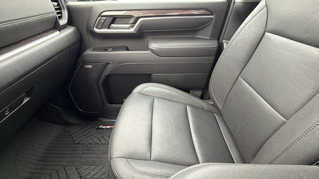 Thumbnail: 2025 Chevrolet Silverado 2500 - 12