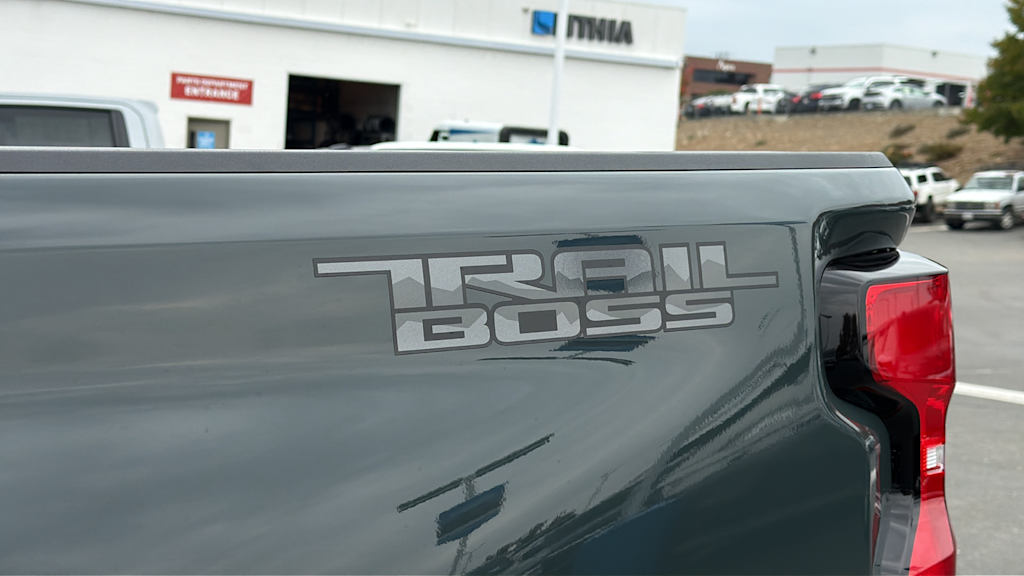 Thumbnail: 2025 Chevrolet Silverado 2500 - 7