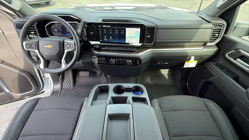 Thumbnail: 2026 Chevrolet Silverado 3500 - 13
