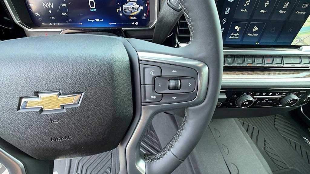 Thumbnail: 2026 Chevrolet Silverado 3500 - 26