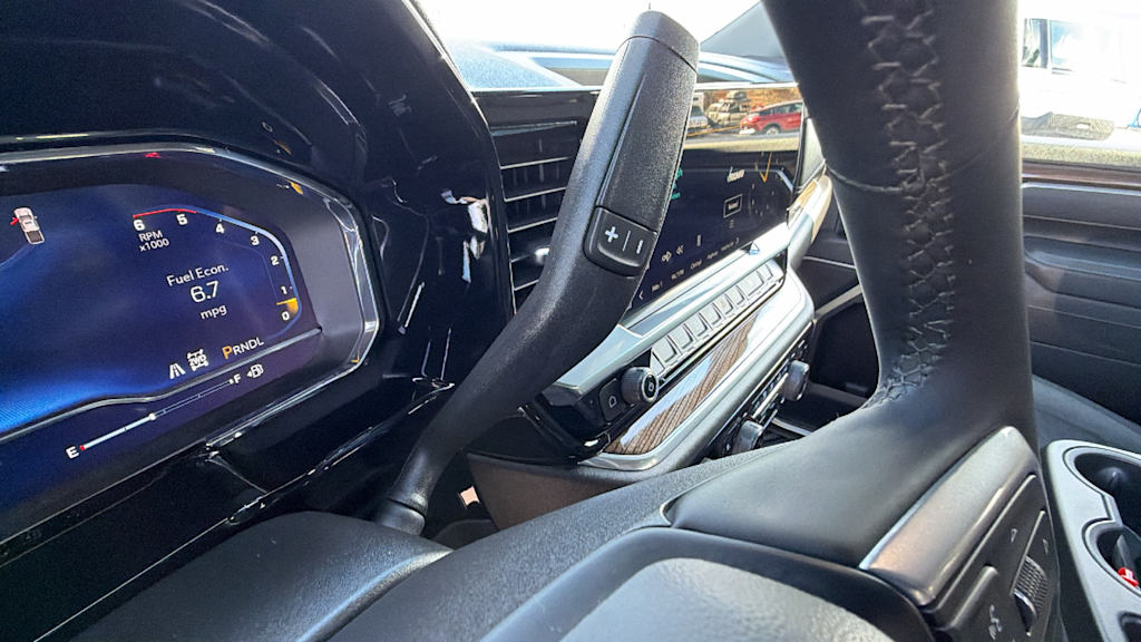 Thumbnail: 2025 Chevrolet Silverado 3500 - 16