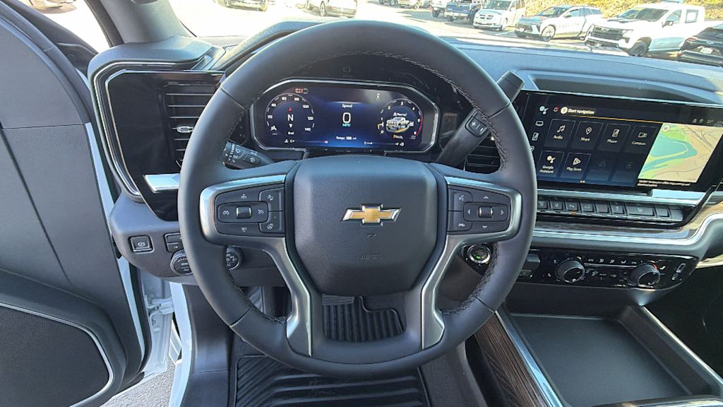 Thumbnail: 2026 Chevrolet Silverado 3500 - 8