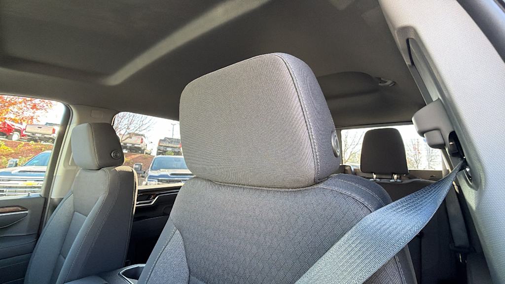 Thumbnail: 2026 Chevrolet Silverado 3500 - 9