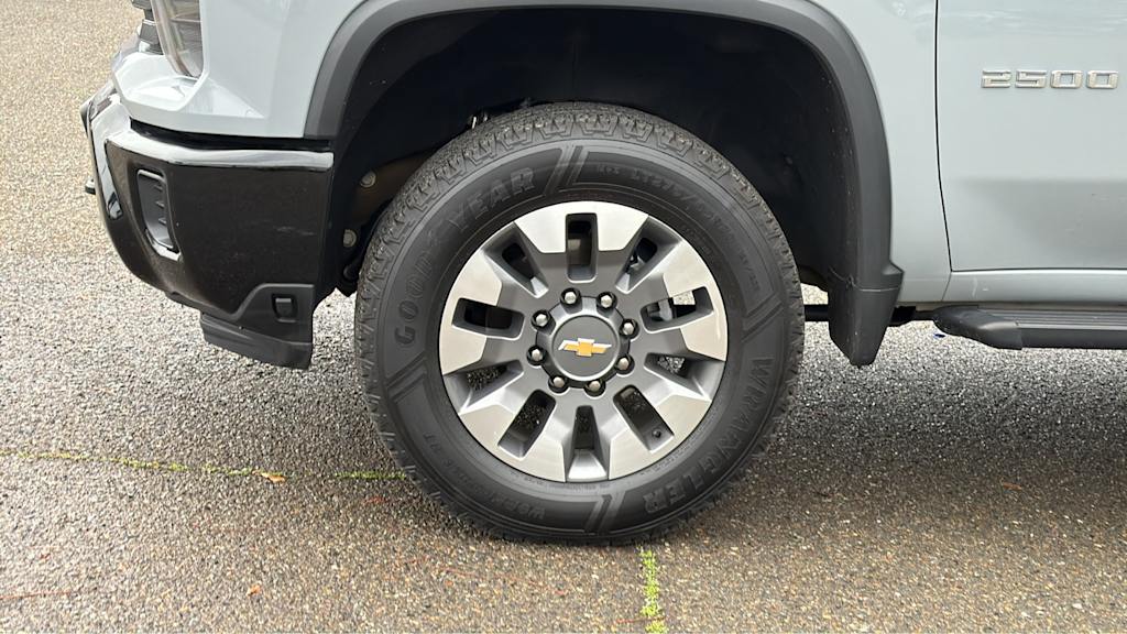 Thumbnail: 2024 Chevrolet Silverado 2500 - 8