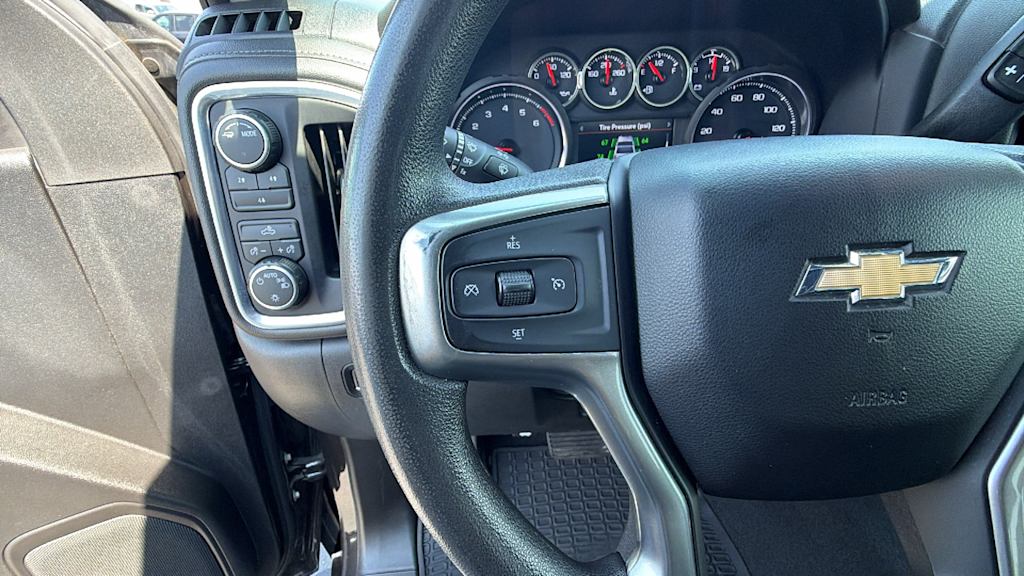 Thumbnail: 2021 Chevrolet Silverado 2500 - 24