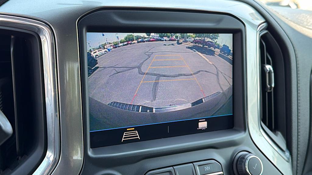 Thumbnail: 2021 Chevrolet Silverado 2500 - 23