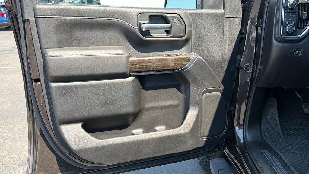 Thumbnail: 2021 Chevrolet Silverado 2500 - 27
