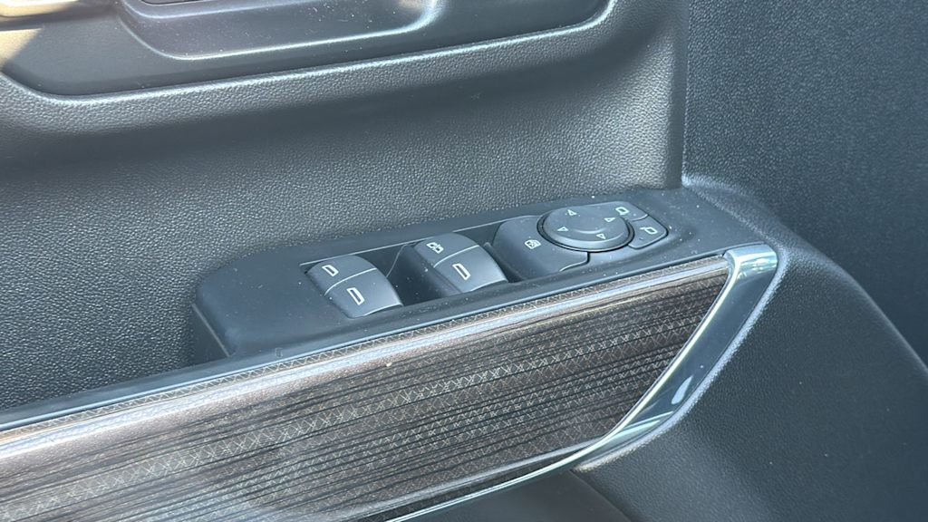 Thumbnail: 2023 Chevrolet Silverado 2500 - 27