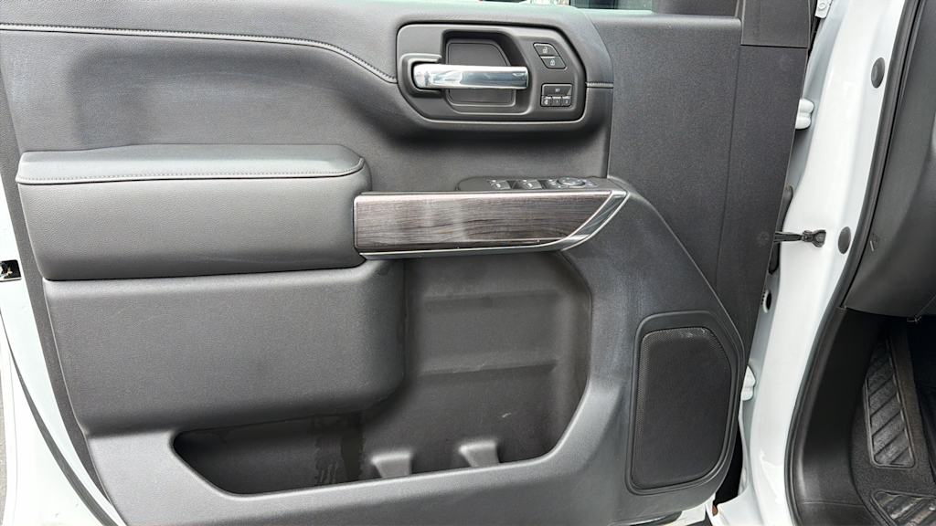 Thumbnail: 2020 Chevrolet Silverado 2500 - 26