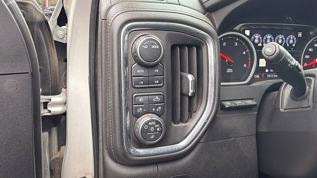 Thumbnail: 2020 Chevrolet Silverado 2500 - 21