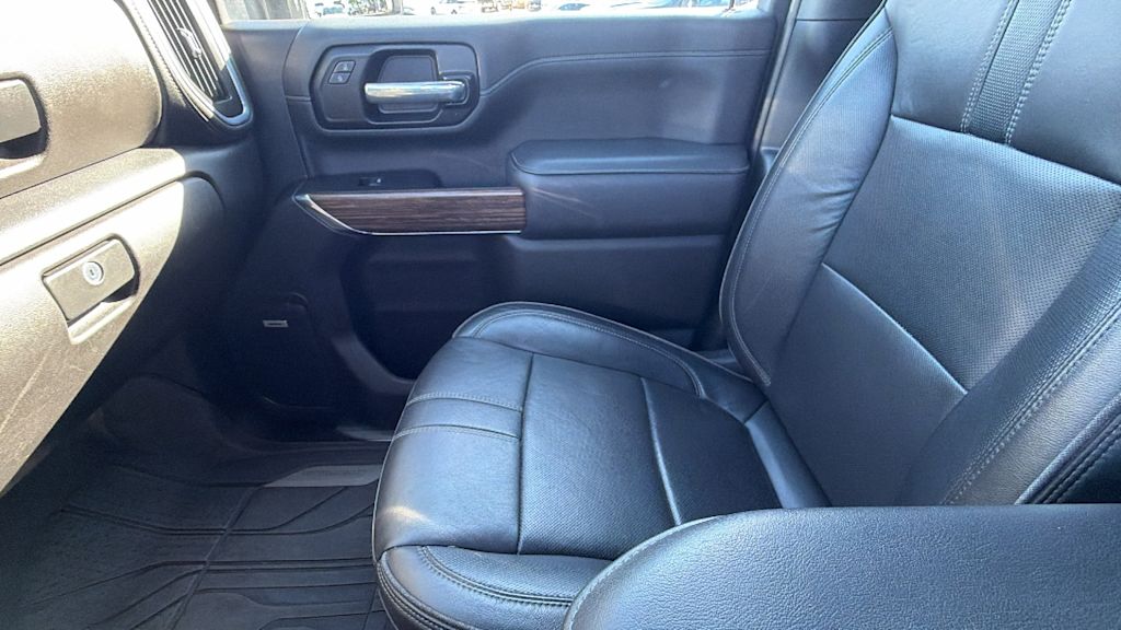Thumbnail: 2022 Chevrolet Silverado 2500 - 11