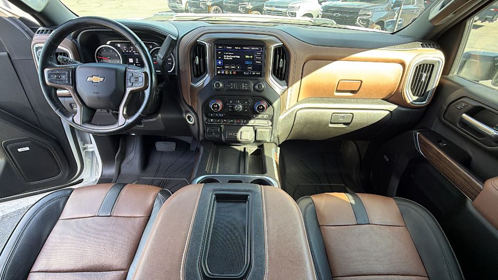 Thumbnail: 2022 Chevrolet Silverado 3500 - 28
