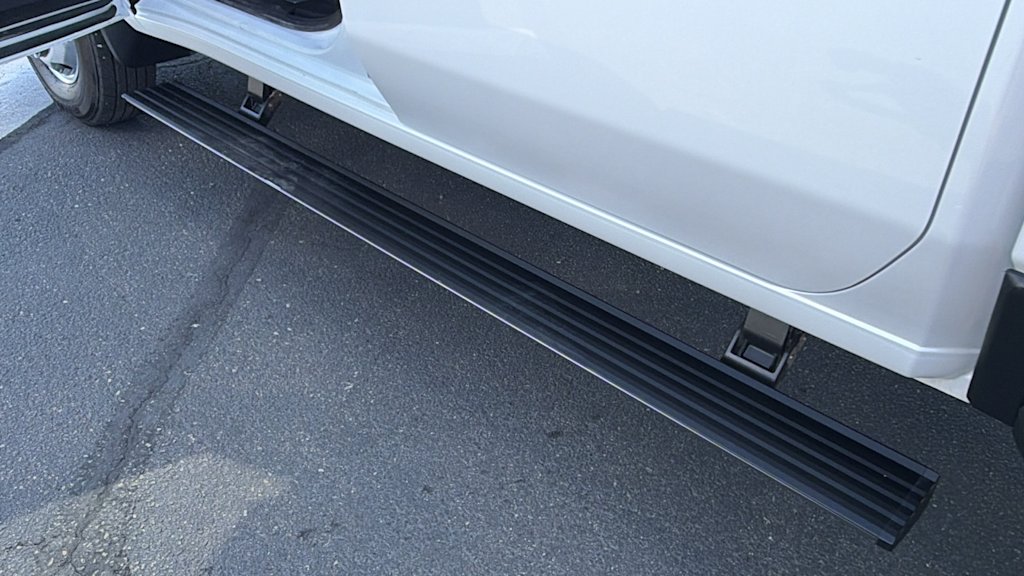 Thumbnail: 2022 Chevrolet Silverado 3500 - 29