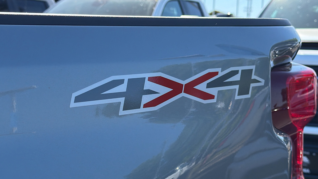 Thumbnail: 2026 Chevrolet Silverado 3500 - 7