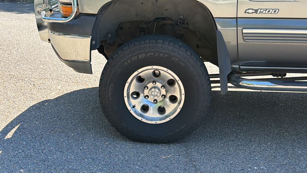 Thumbnail: 2000 Chevrolet Silverado 1500 - 8
