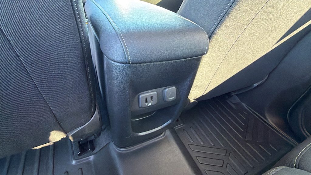 Thumbnail: 2021 Chevrolet Colorado - 28