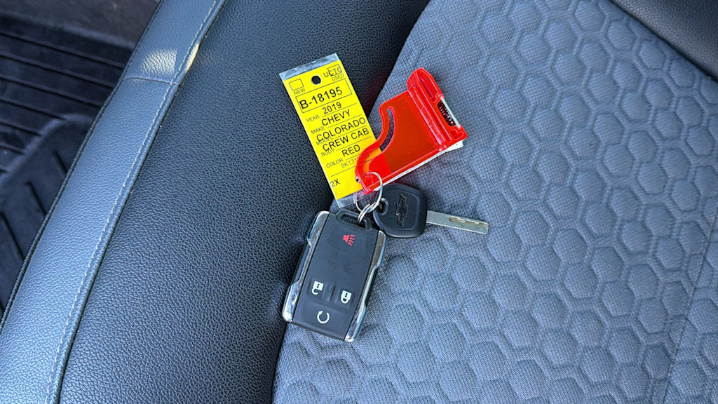 Thumbnail: 2019 Chevrolet Colorado - 16
