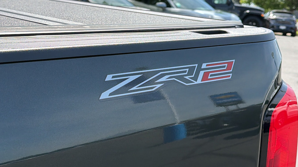 Thumbnail: 2017 Chevrolet Colorado - 7