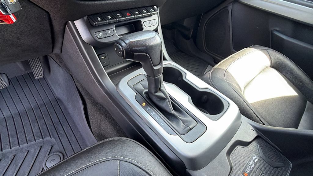 Thumbnail: 2017 Chevrolet Colorado - 16