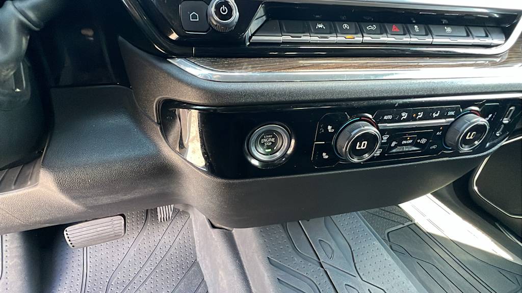 Thumbnail: 2024 Chevrolet Silverado 1500 - 24