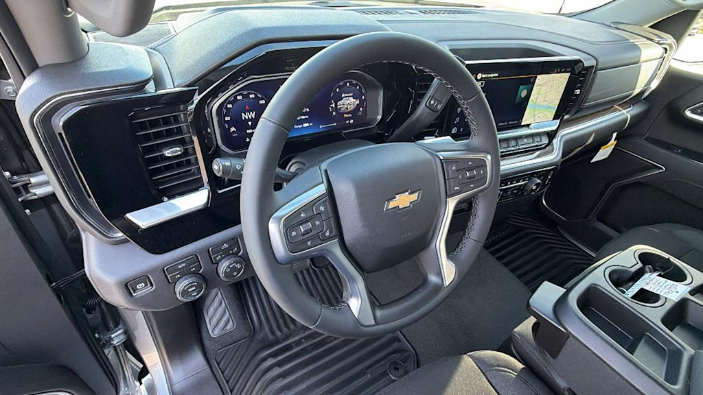 Thumbnail: 2026 Chevrolet Silverado 1500 - 2