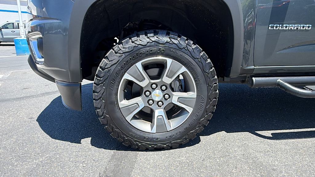 Thumbnail: 2017 Chevrolet Colorado - 8