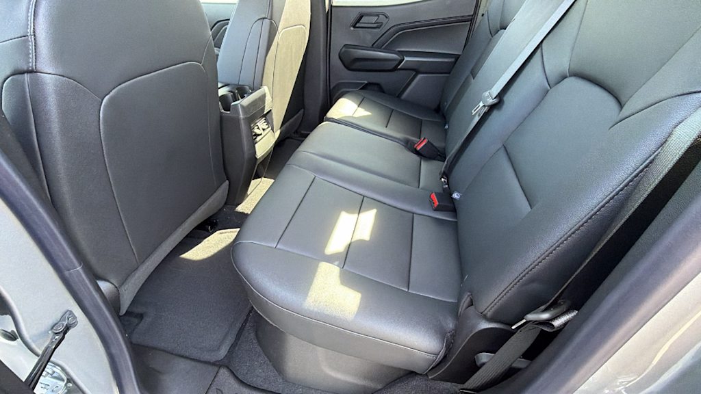 Thumbnail: 2026 Chevrolet Colorado - 12