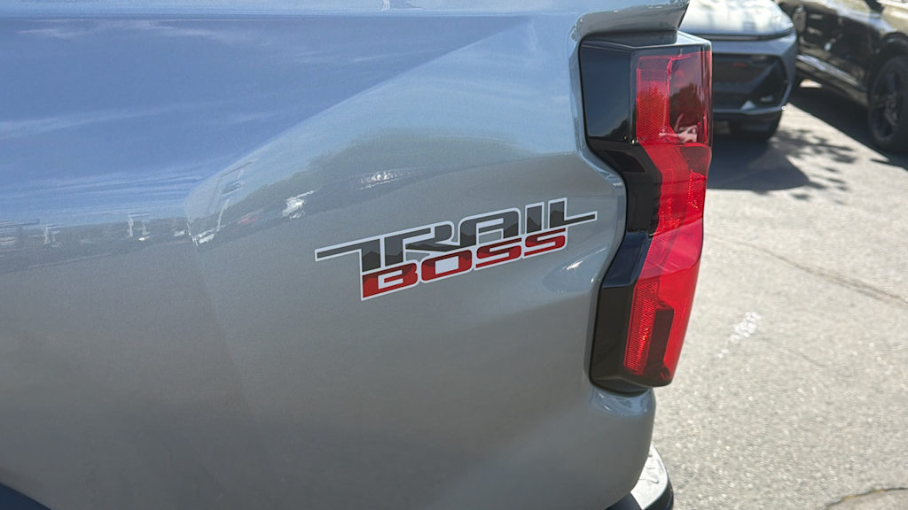 Thumbnail: 2026 Chevrolet Colorado - 7