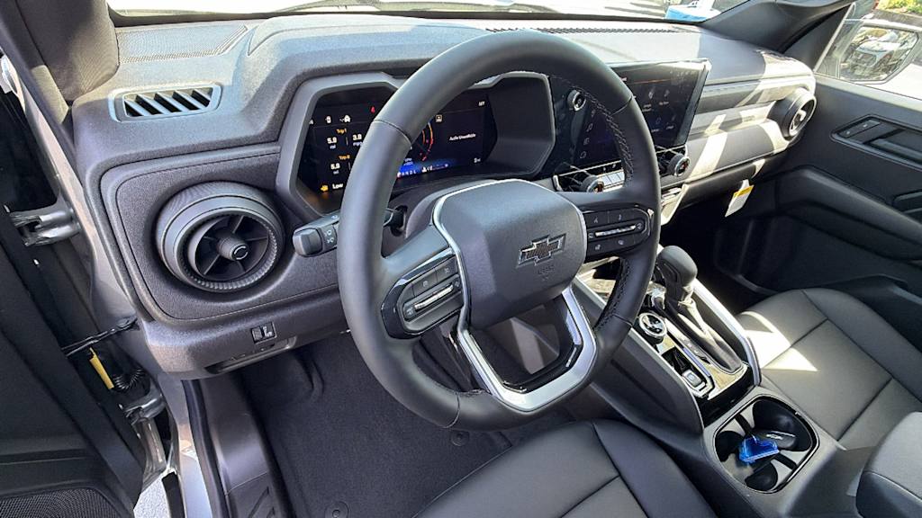 Thumbnail: 2026 Chevrolet Colorado - 2