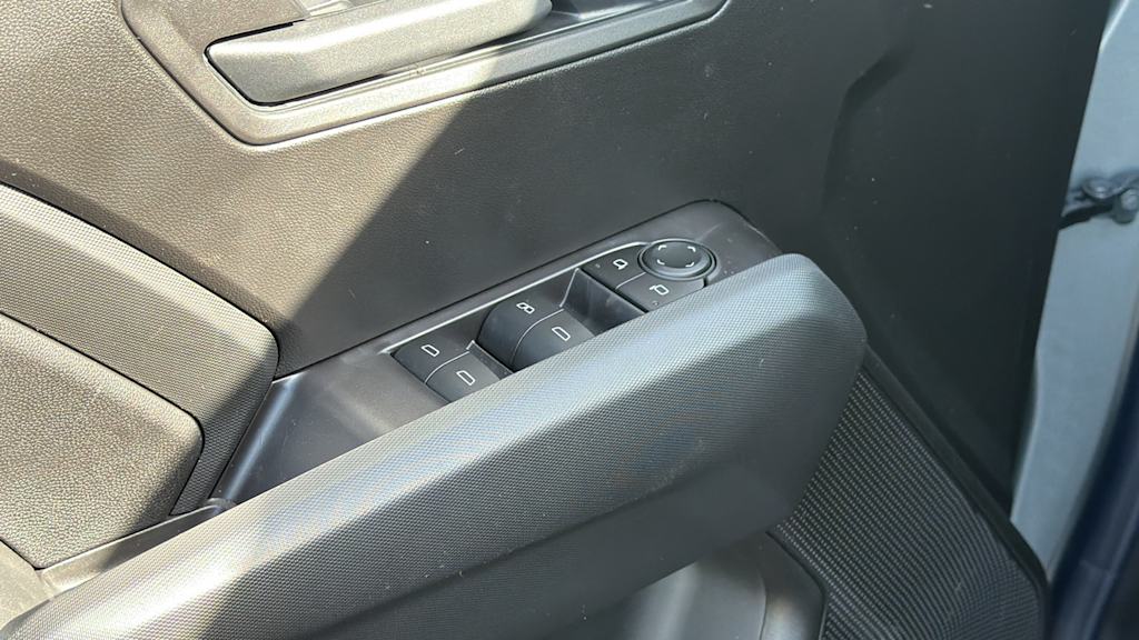 Thumbnail: 2026 Chevrolet Colorado - 28