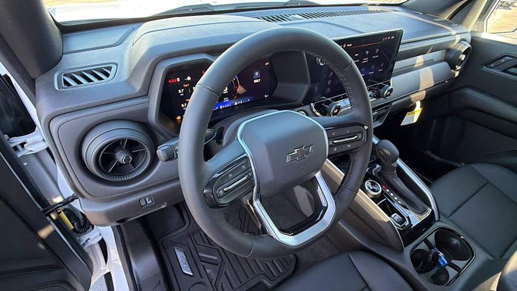 Thumbnail: 2026 Chevrolet Colorado - 2