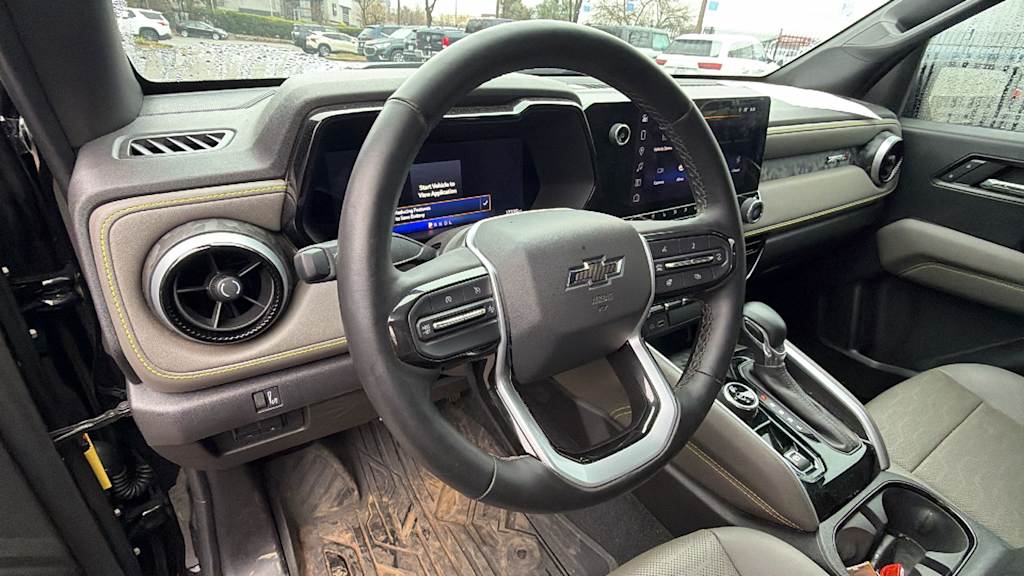 Thumbnail: 2024 Chevrolet Colorado - 2