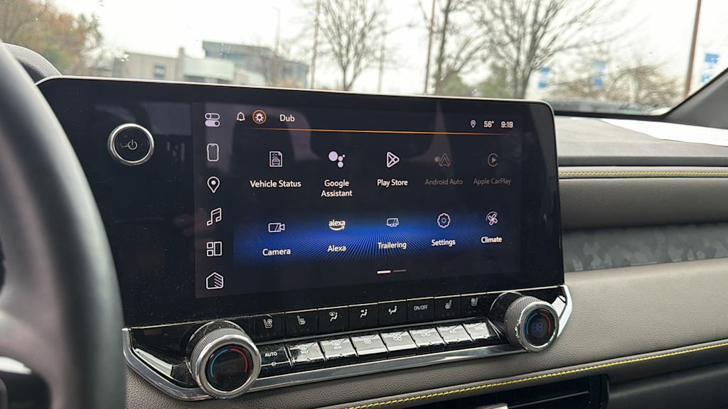 Thumbnail: 2024 Chevrolet Colorado - 18