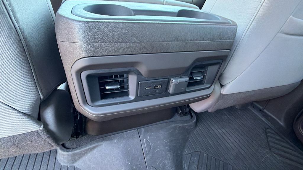 Thumbnail: 2021 Chevrolet Silverado 1500 - 29