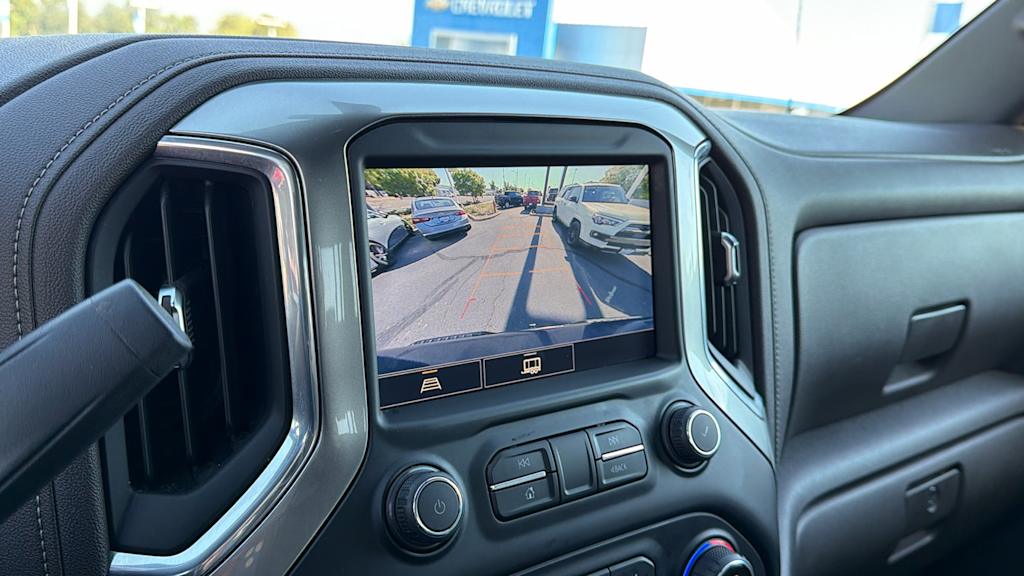 Thumbnail: 2021 Chevrolet Silverado 1500 - 23