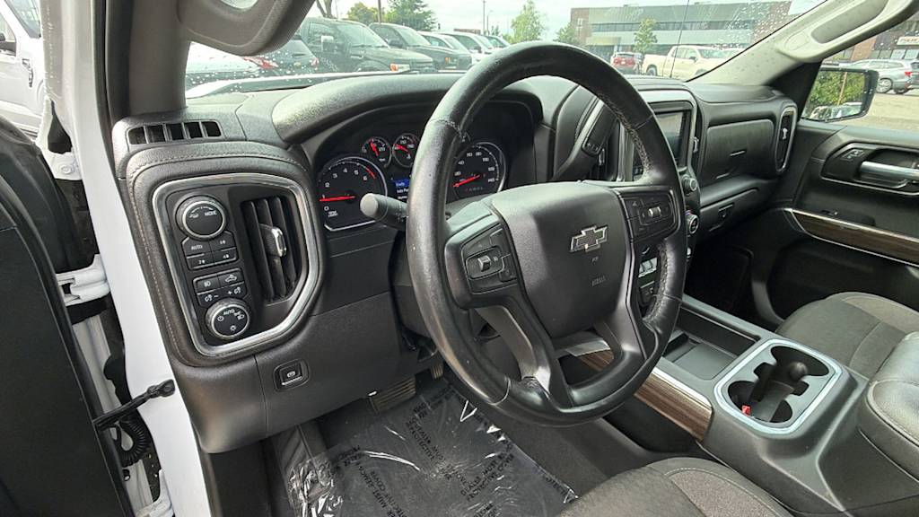 Thumbnail: 2021 Chevrolet Silverado 1500 - 2