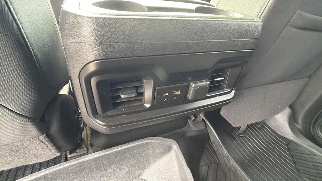 Thumbnail: 2021 Chevrolet Silverado 1500 - 21