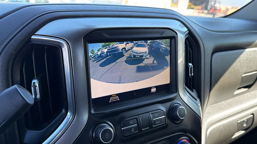 Thumbnail: 2021 Chevrolet Silverado 1500 - 23