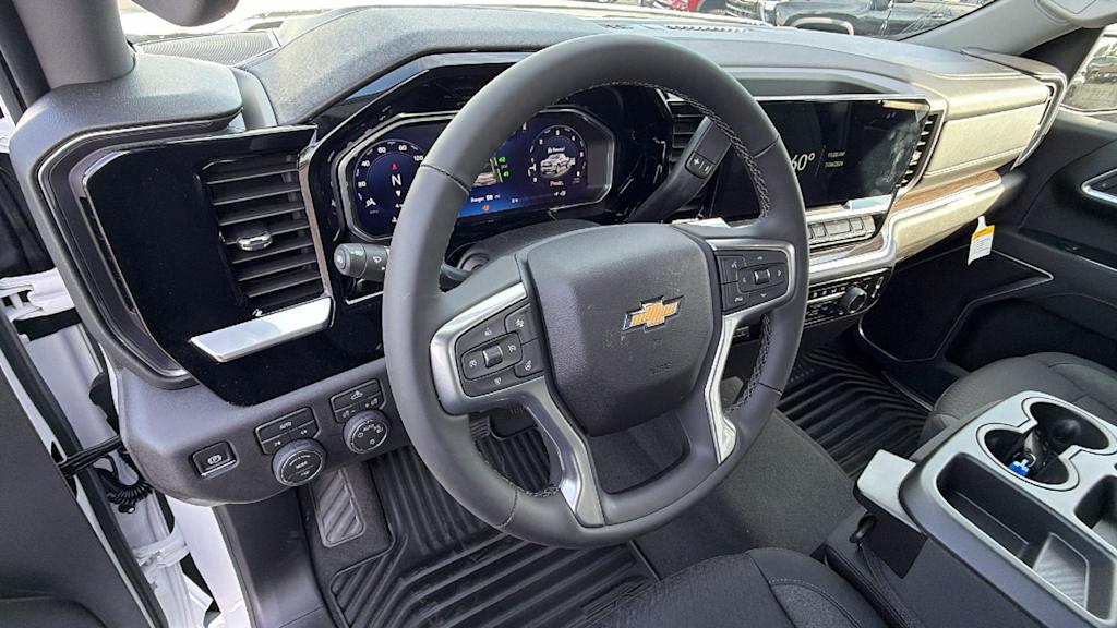 Thumbnail: 2026 Chevrolet Silverado 1500 - 2