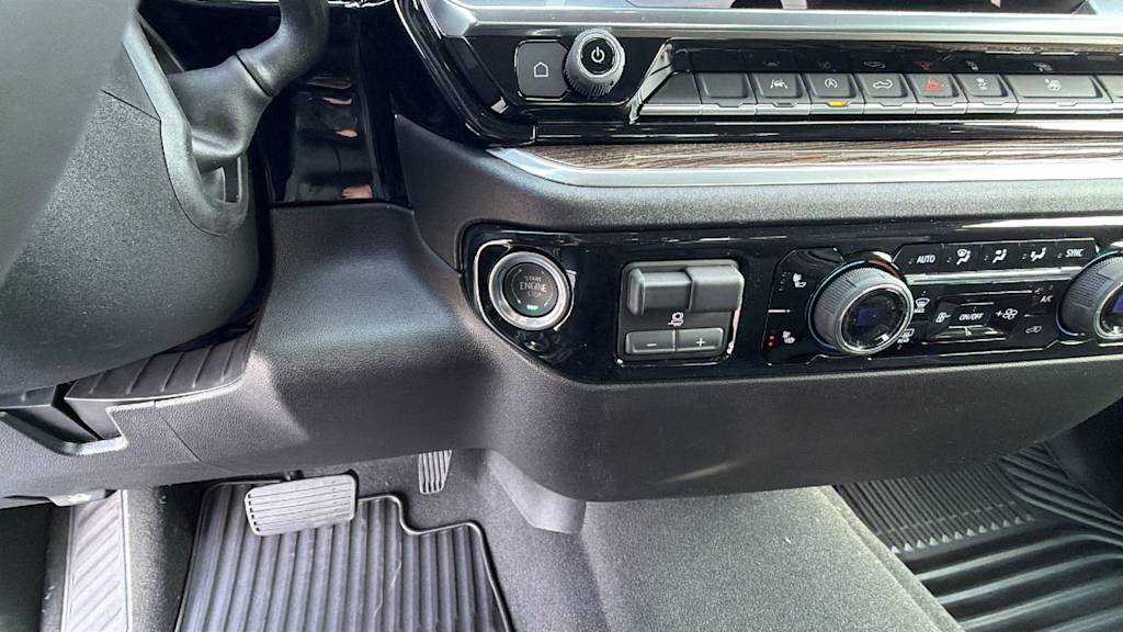 Thumbnail: 2026 Chevrolet Silverado 1500 - 24