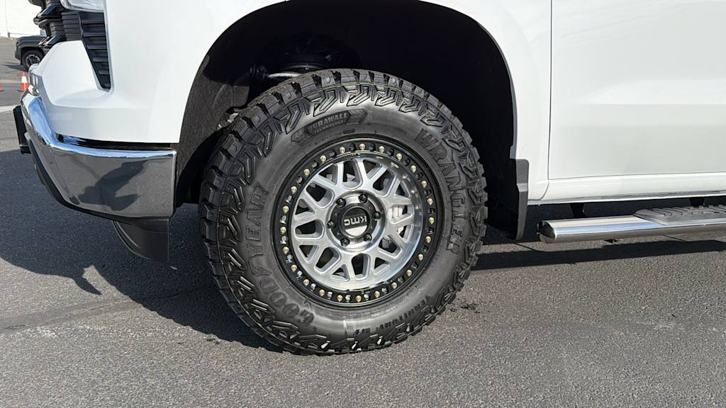 Thumbnail: 2026 Chevrolet Silverado 1500 - 7