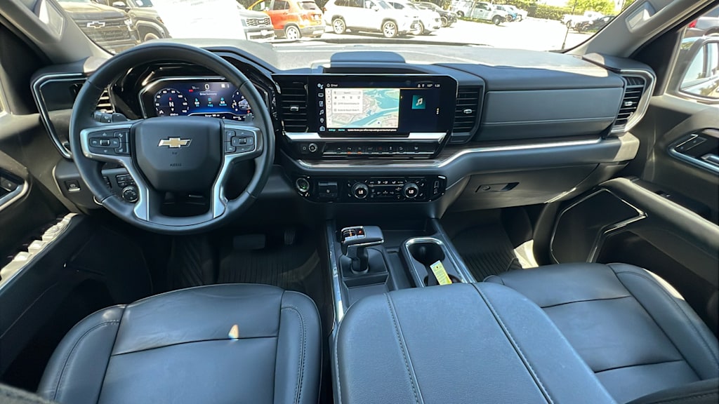 Thumbnail: 2023 Chevrolet Silverado 1500 - 11