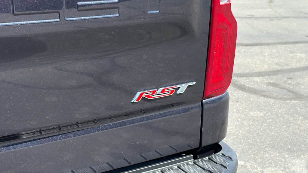 Thumbnail: 2023 Chevrolet Silverado 1500 - 7