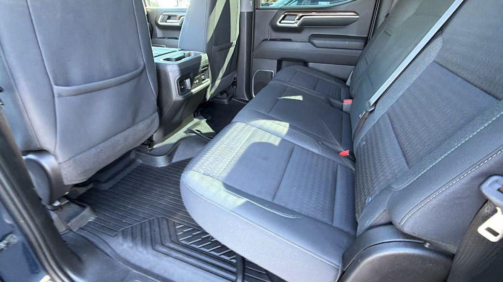 Thumbnail: 2022 Chevrolet Silverado 1500 - 28